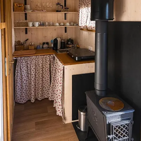 Maringotka Na Samote *